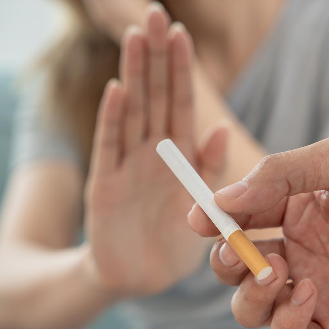 How to Stop Smoking Before Your Plastic Surgery